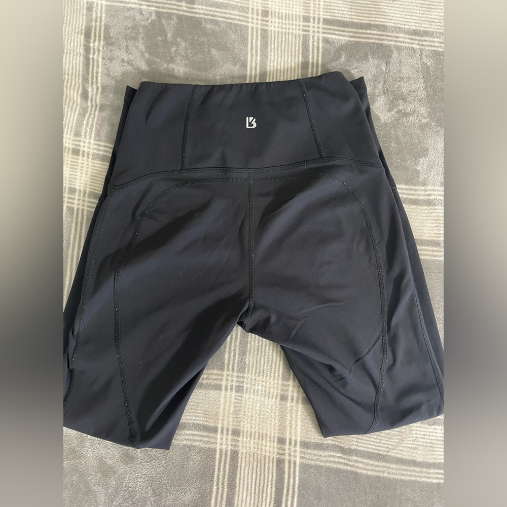 Buff Bunny leggings — Size small -no holes